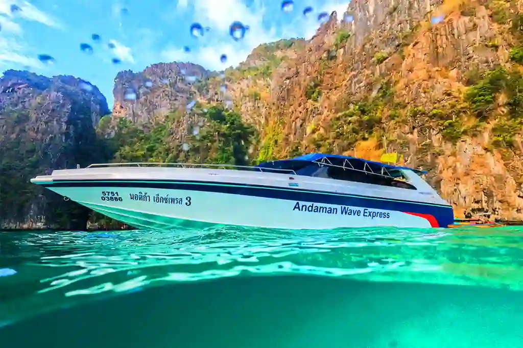 Phuket Ferry Andaman Wave Master Speedboat