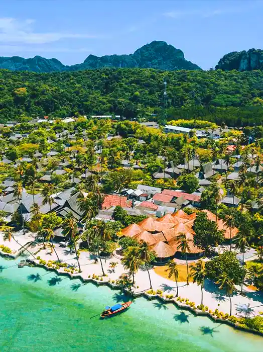 SAii Phi Phi Island village